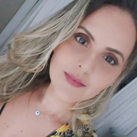 Meet your Posher, Adelli - Picture 1 of 1